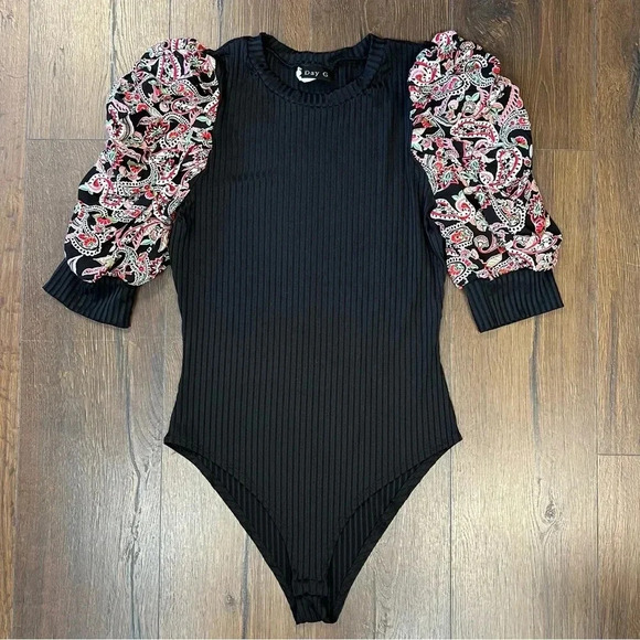 Day G ribbed paisley sleeve bodysuit SZ LG - Picture 1 of 4